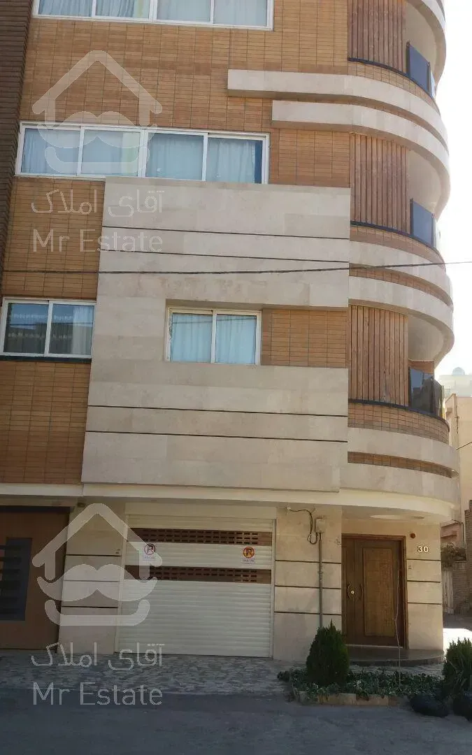 آپارتمان دو خوابه تمیز