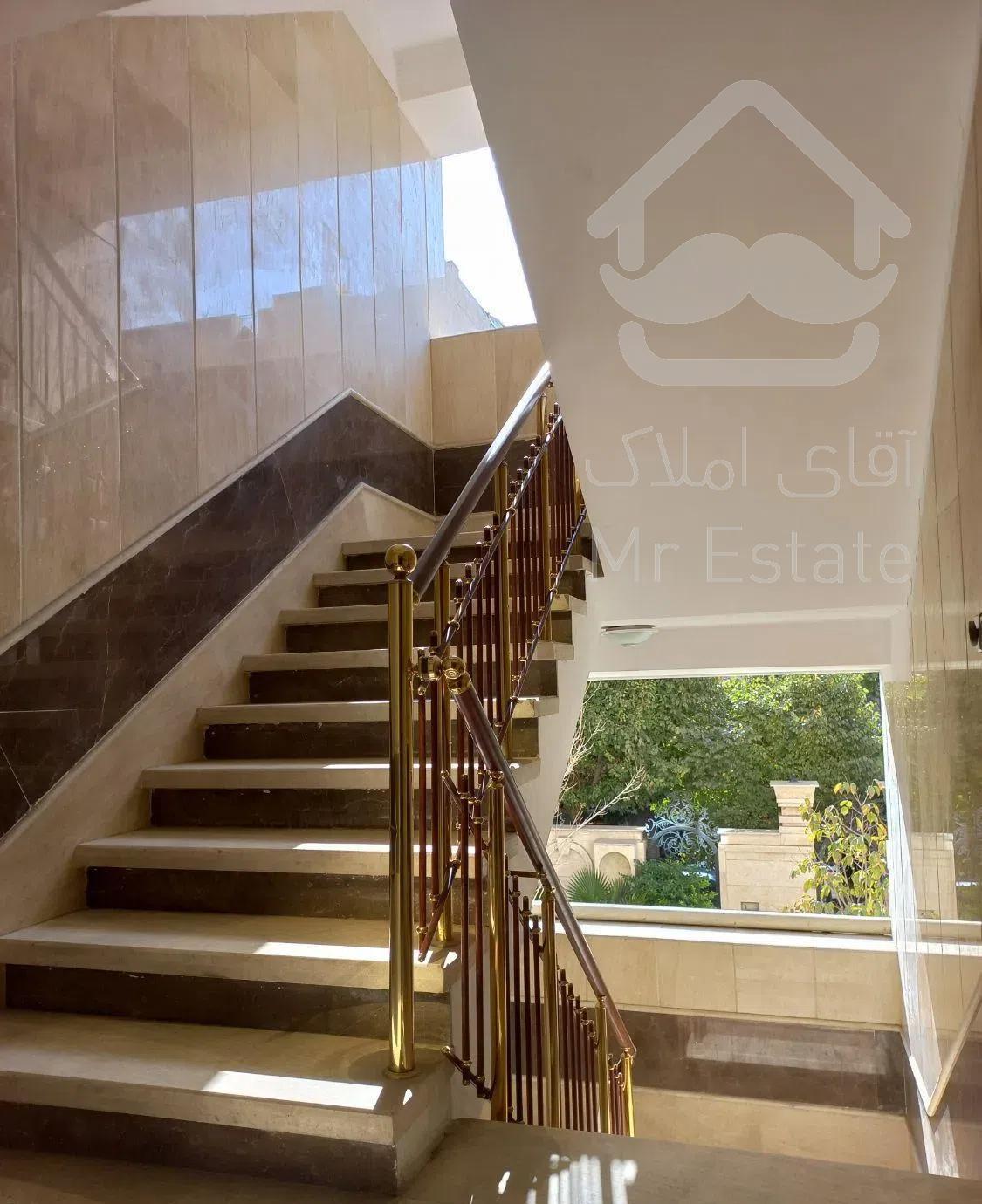 105متر 2ساله فول خ 152 فلکه اول