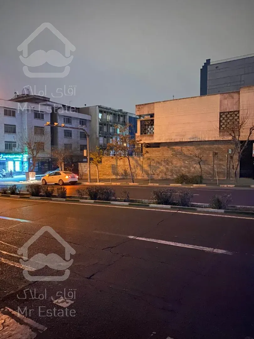 ۵۷۰ متر خاص ترین پلاک اداری تجاری شمیران