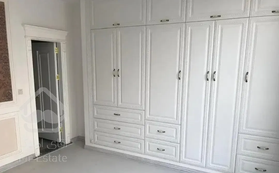 آپارتمان ۱۸۰ متری ۳ خوابه رهن کامل