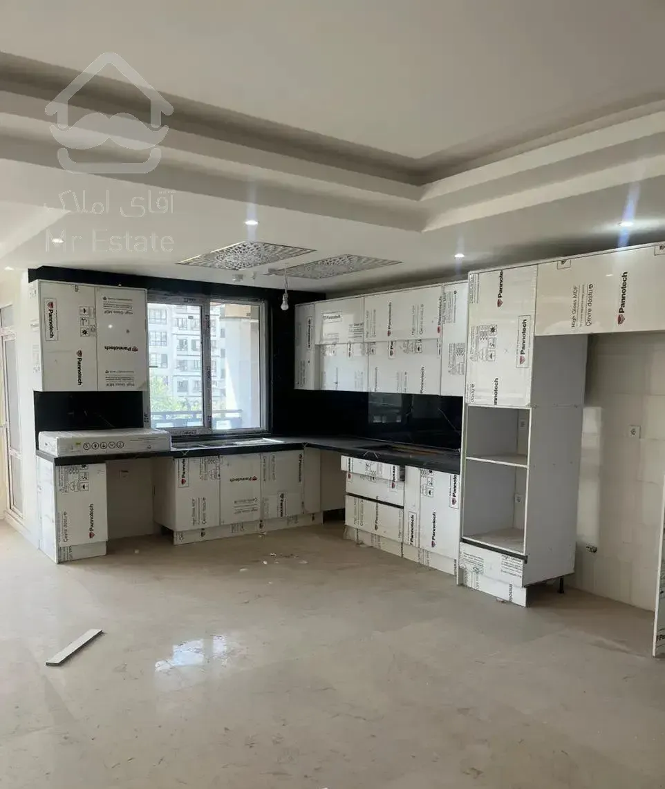 آپارتمان کلید نخورده* *زیر قیمت منطقه**