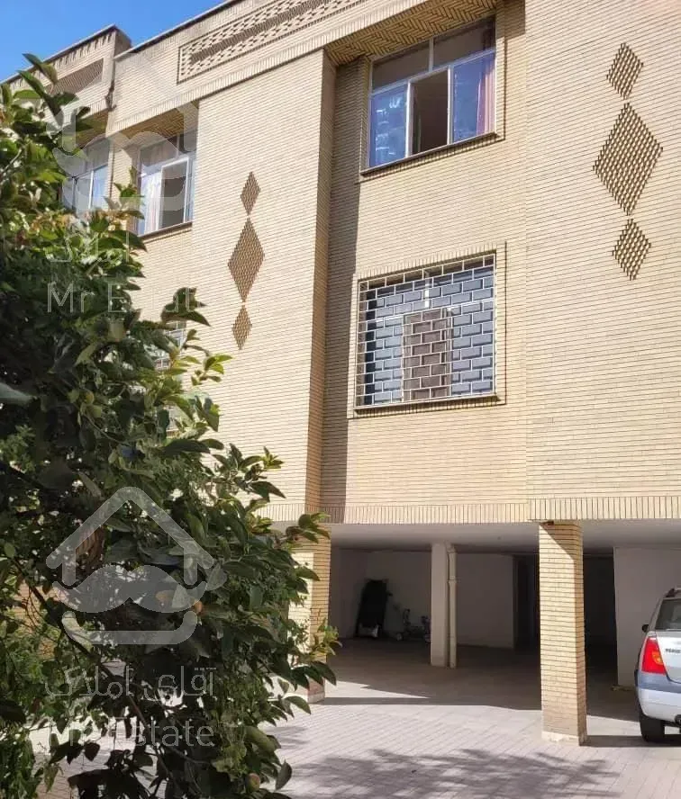 آپارتمان،  ۱۲۰متر خوش نقشه