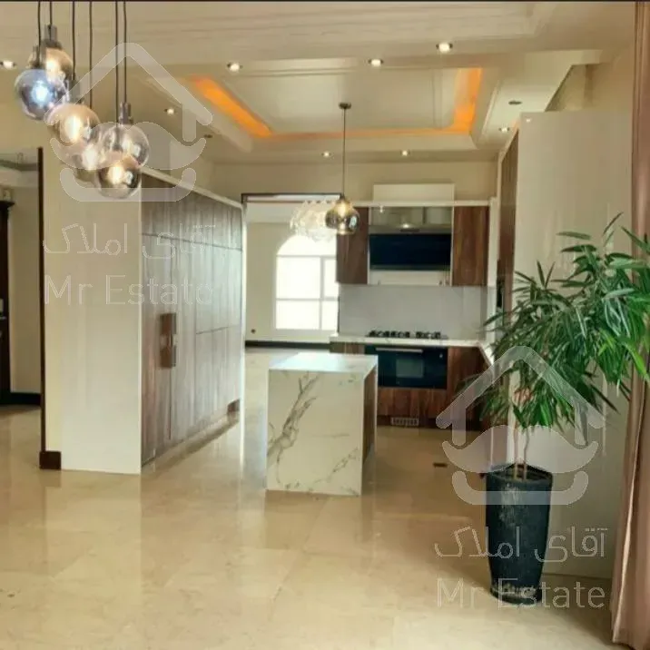 ۲۰۰ متر نیاوران فول