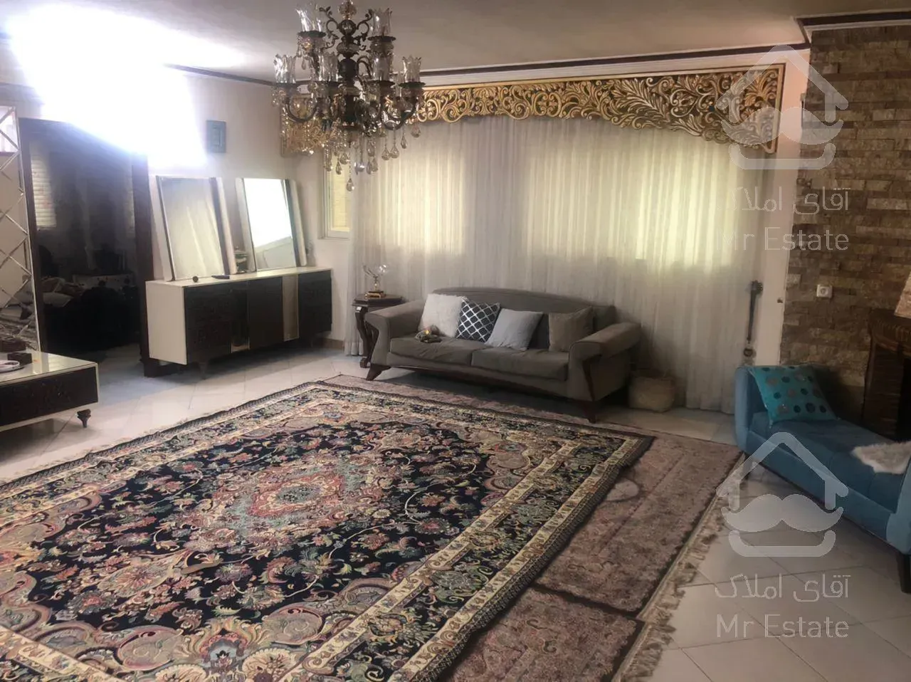 آپارتمان 11۵ متری آفتاب ۲۲