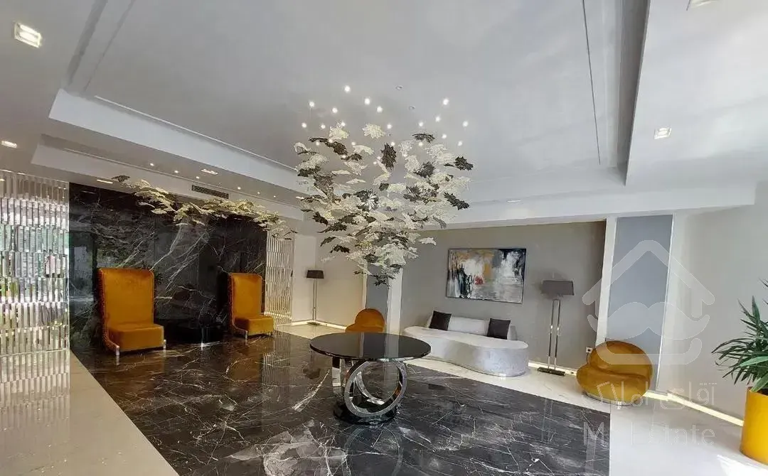 تاپ لوکیشن پاسداران/ ۱۸۰متر / سازنده بنام