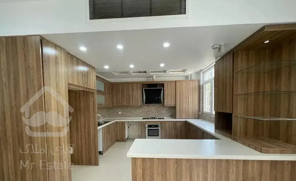 اجاره آپارتمان ۱۳۵ متری ۳ خواب در سعادت آباد