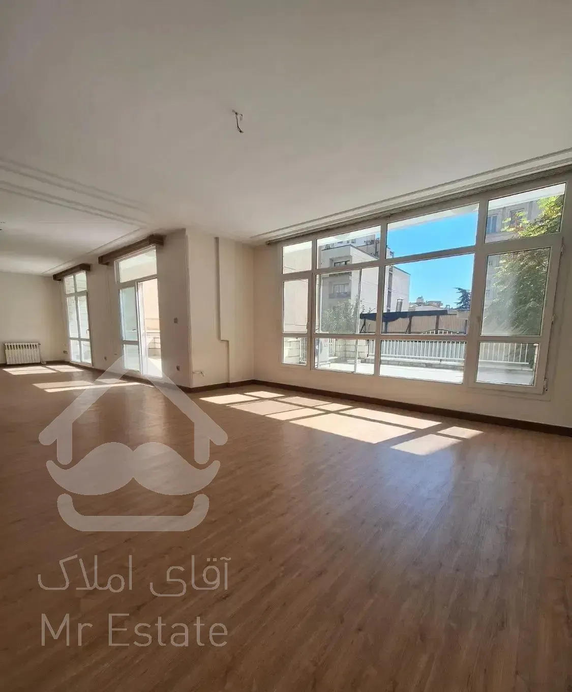 محمودیه  120 متر ، تراس دار