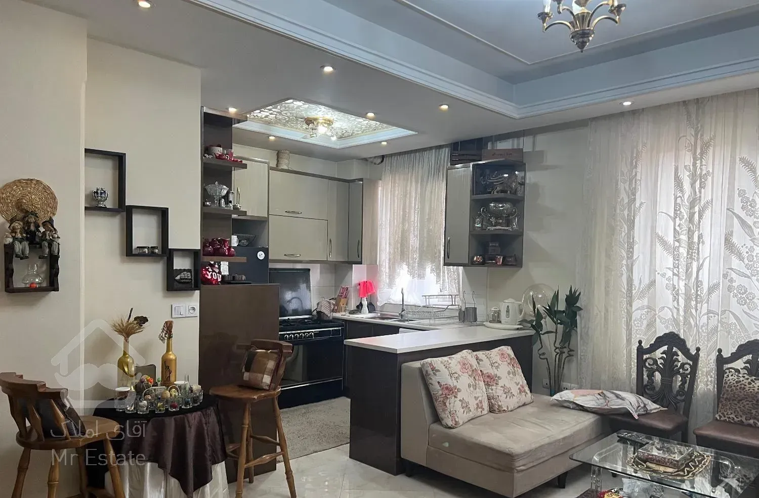 آپارتمان ۵۹ متری فول امکانات نبش انصار ویلاشهر