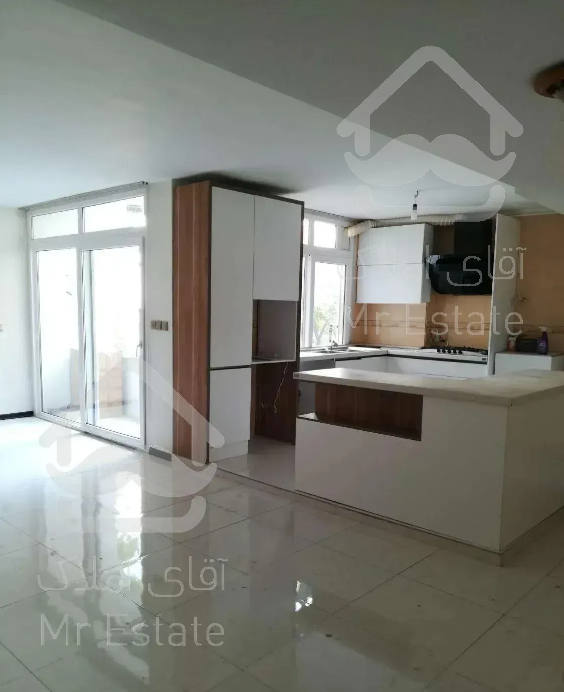 120 متر 2 خواب، ورودی از حیاط سرسبز، جردن امانیه