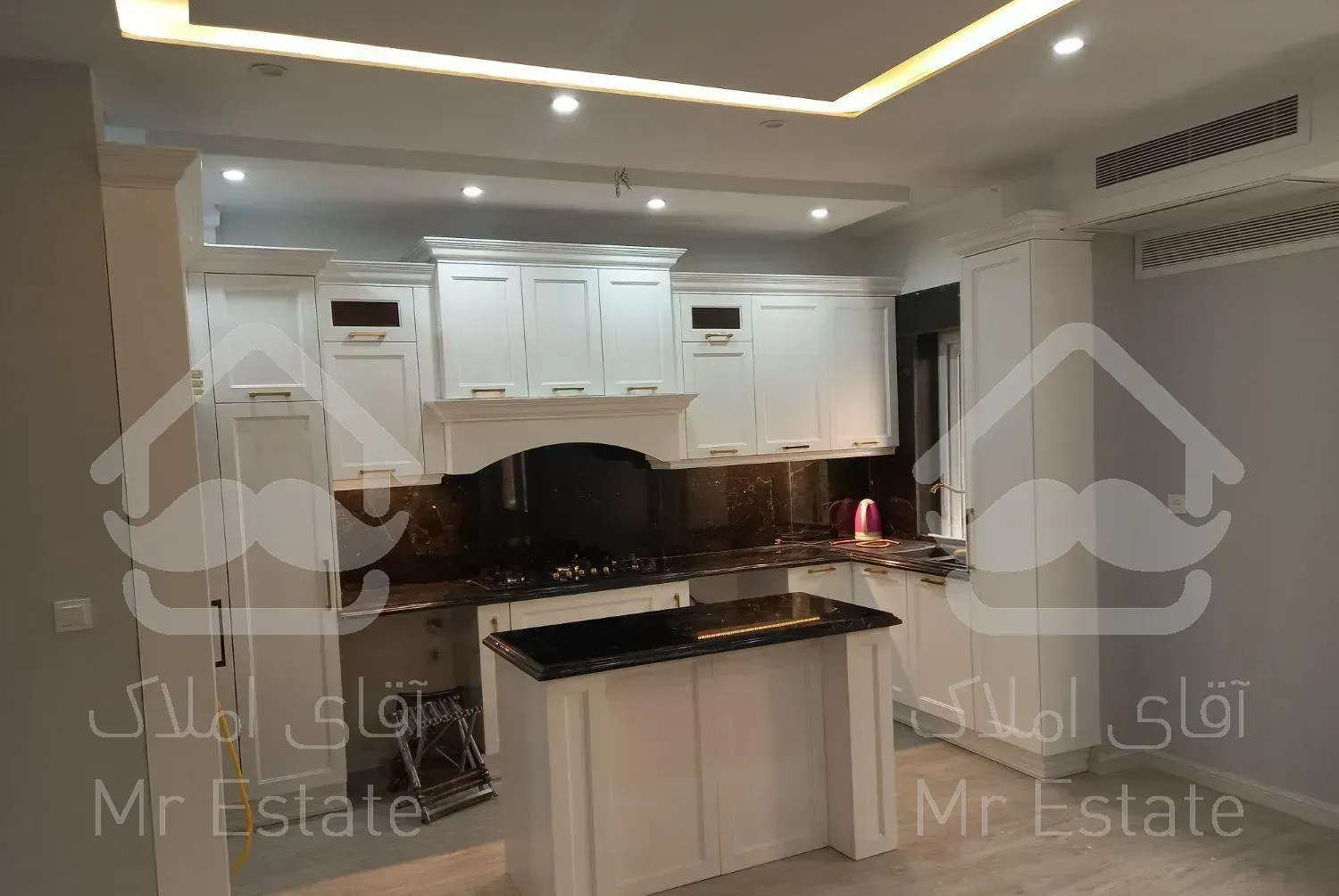 ۱۱۰ متربازسازی کامل ۱۰ متر پاسیو مسقف شده