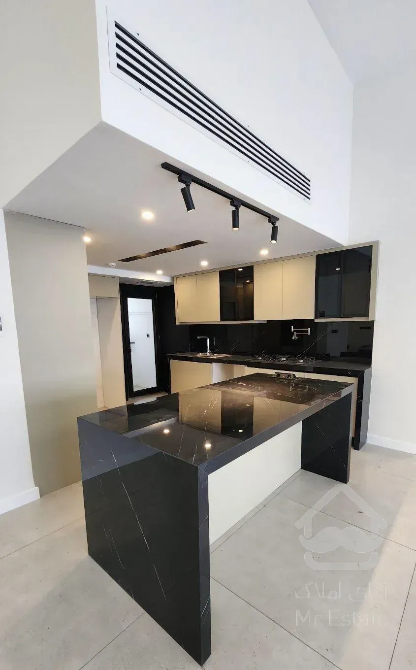 ۱۲۰متر تاپ لوکیشن/بازسازی شده سبک مدرن/طبقه ششم