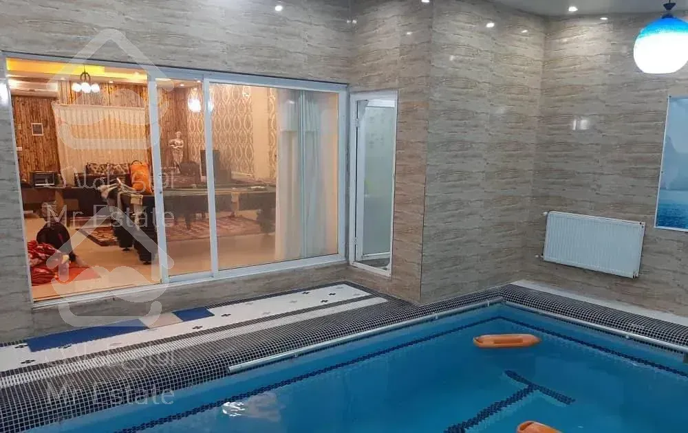 استخرجکوزی داخل شهرک