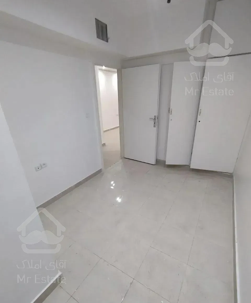 ۱۱۵متر ۲خواب ۳طبقه یکجا شهرک راه آهن