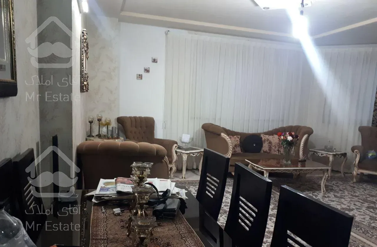 حاشیه امیریه ۱۱۰متری هشت واحدی