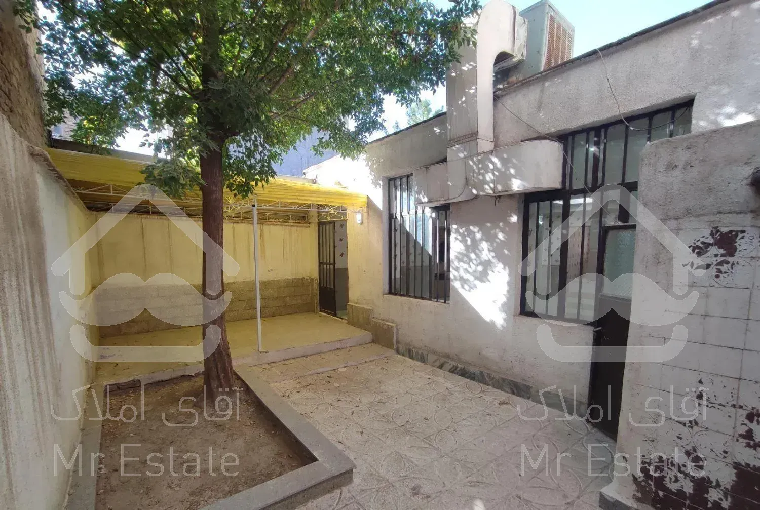 خانه ویلایی دربست 130متری دو خواب