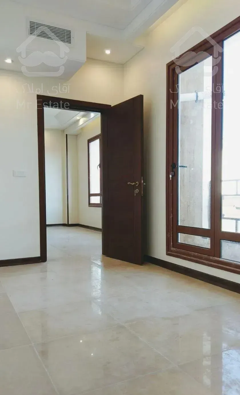 میرداماد   ۱۵۰ متر ۳خ  روبه آفتاب    نوساز