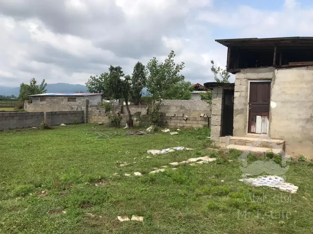 زمین مسکونی دارای کلنگی با سند تک برگ ششدانگ