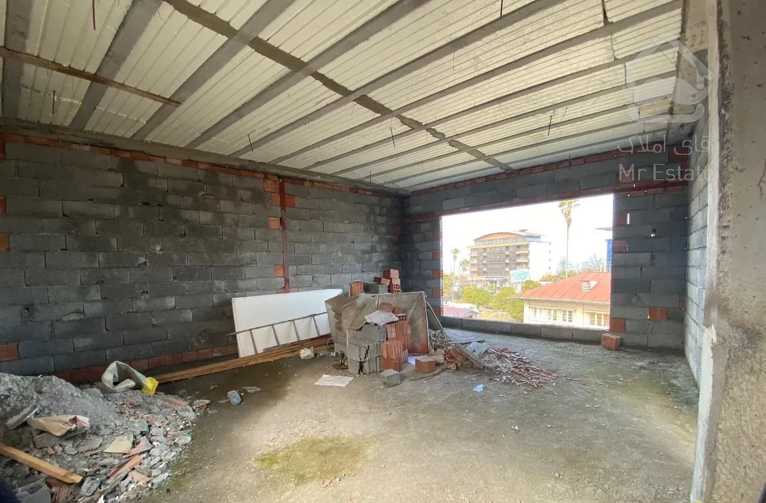 ۳واحد تکمیل نشده همراه سوییت در کلاراباد