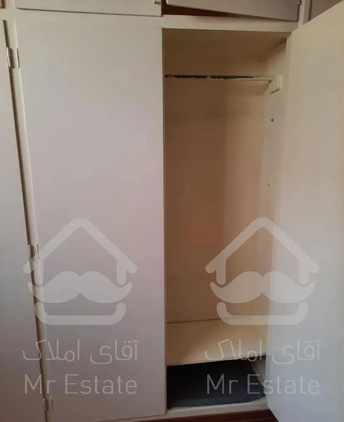 آپارتمان ۱۳۰ متر دو خوابه