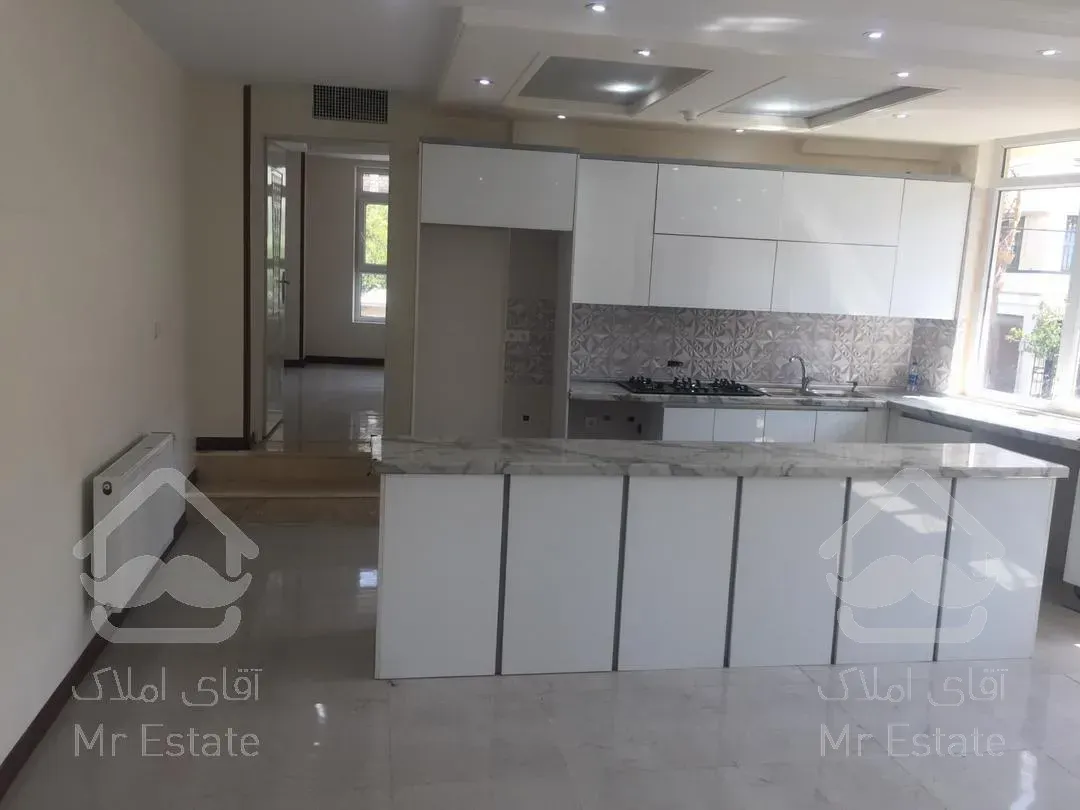 ۱۰۰متر تکواحدی