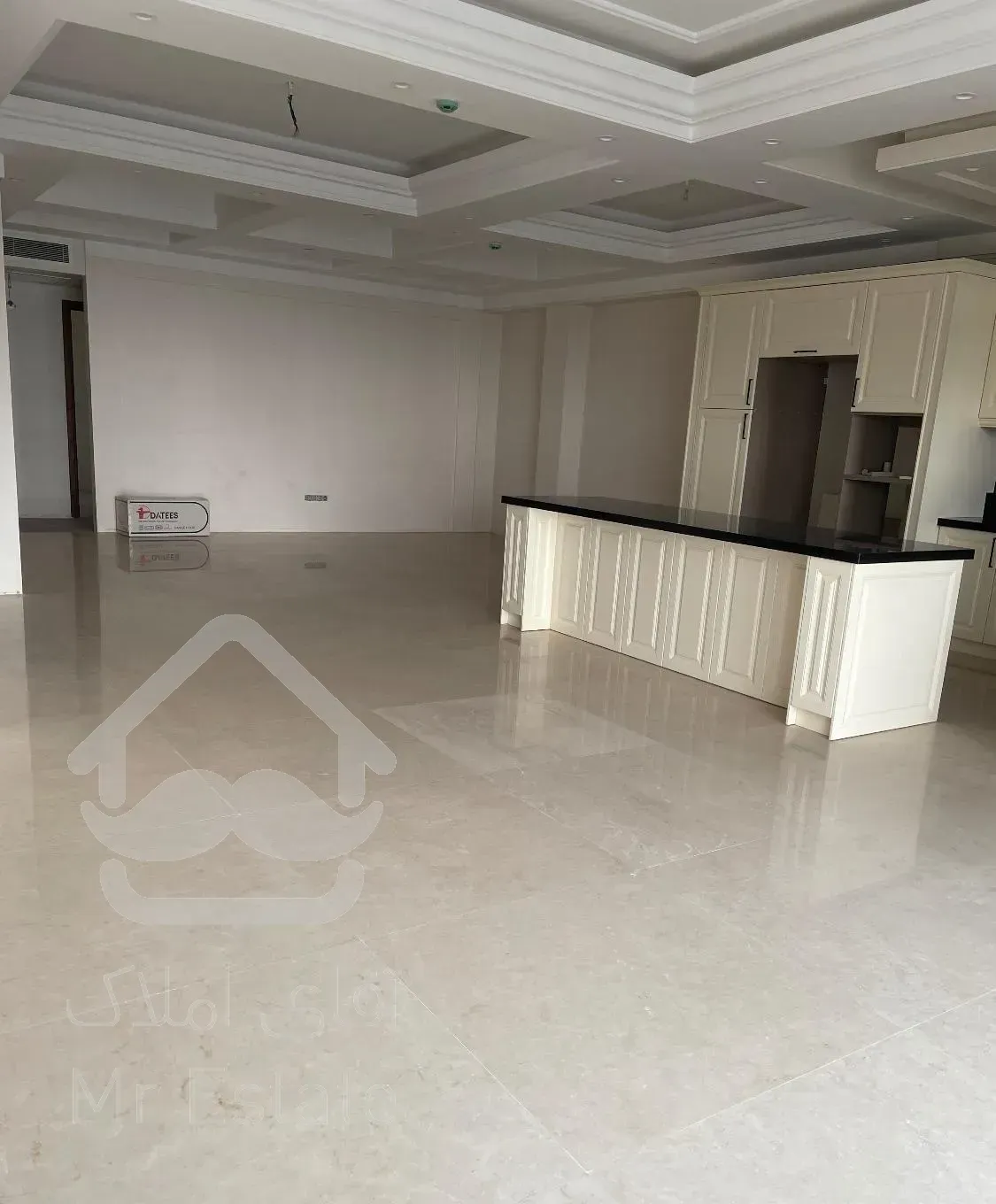 نیاوران ۱۸۶ متر ۳سه خواب/فول مشاعات/ویو مشجر