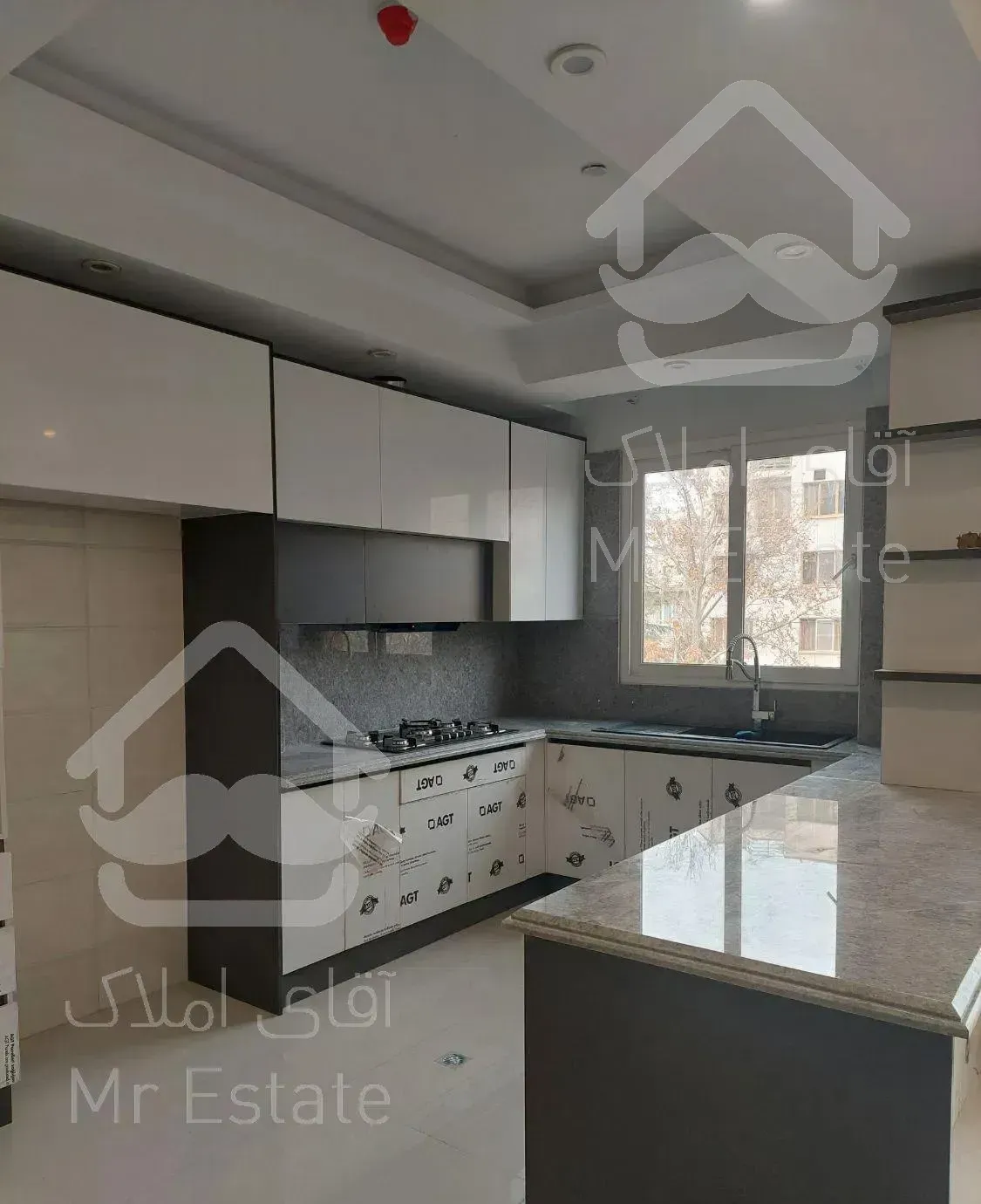 ۱۴۰ متری سه خواب