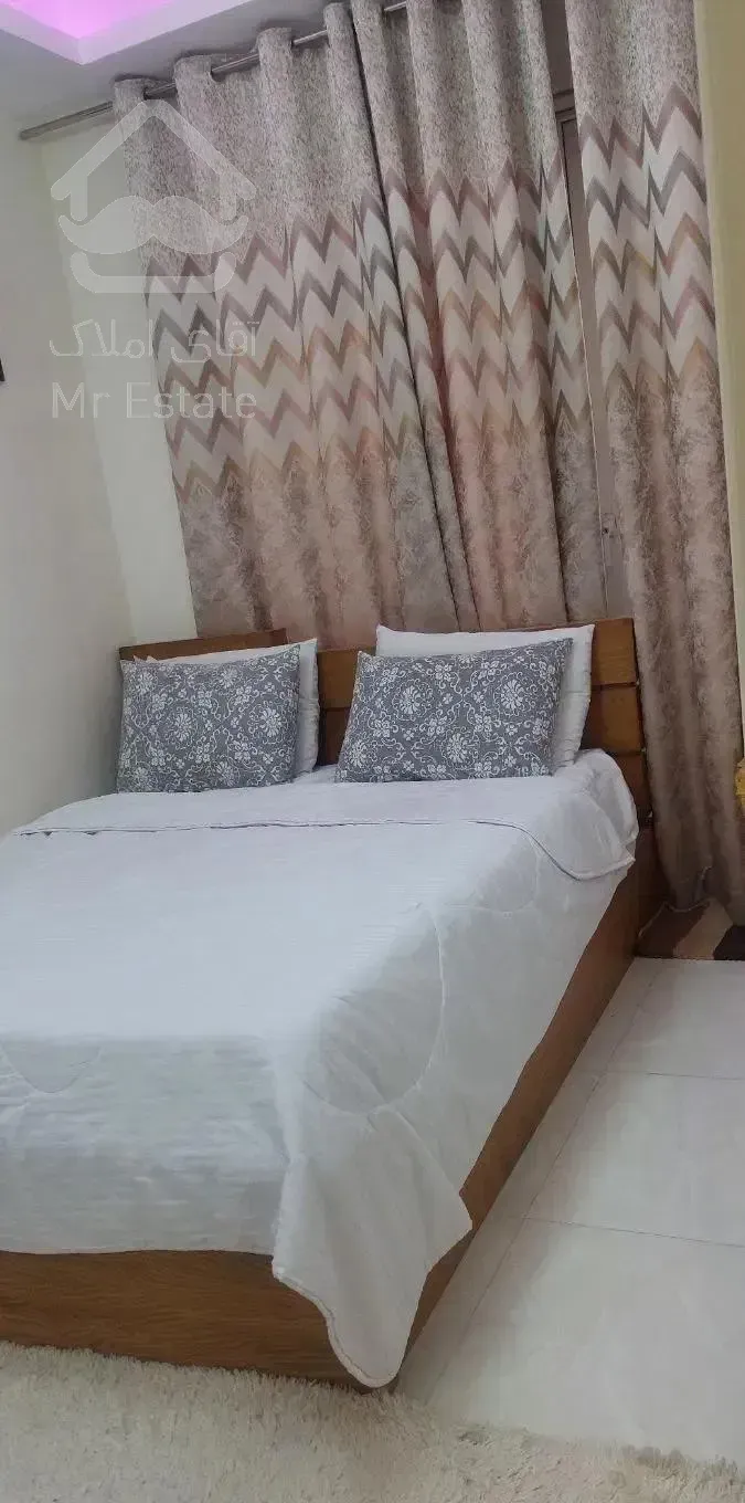 77 متر طبقه ششم فول امکانات