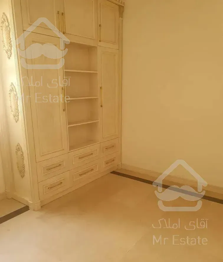 ۲۰۳ متر ۳خواب  ( فلکه اول تهرانپارس )