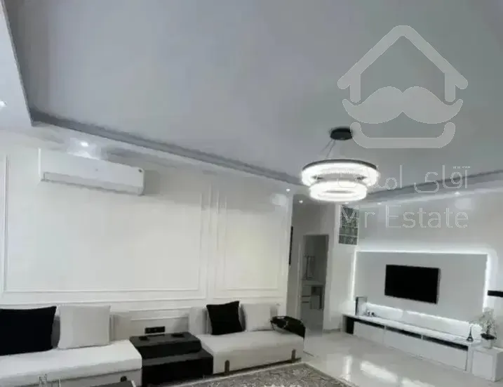 85متر2خوابه/فول امکانات/تقاطع133زیرقیمت/تراورتن