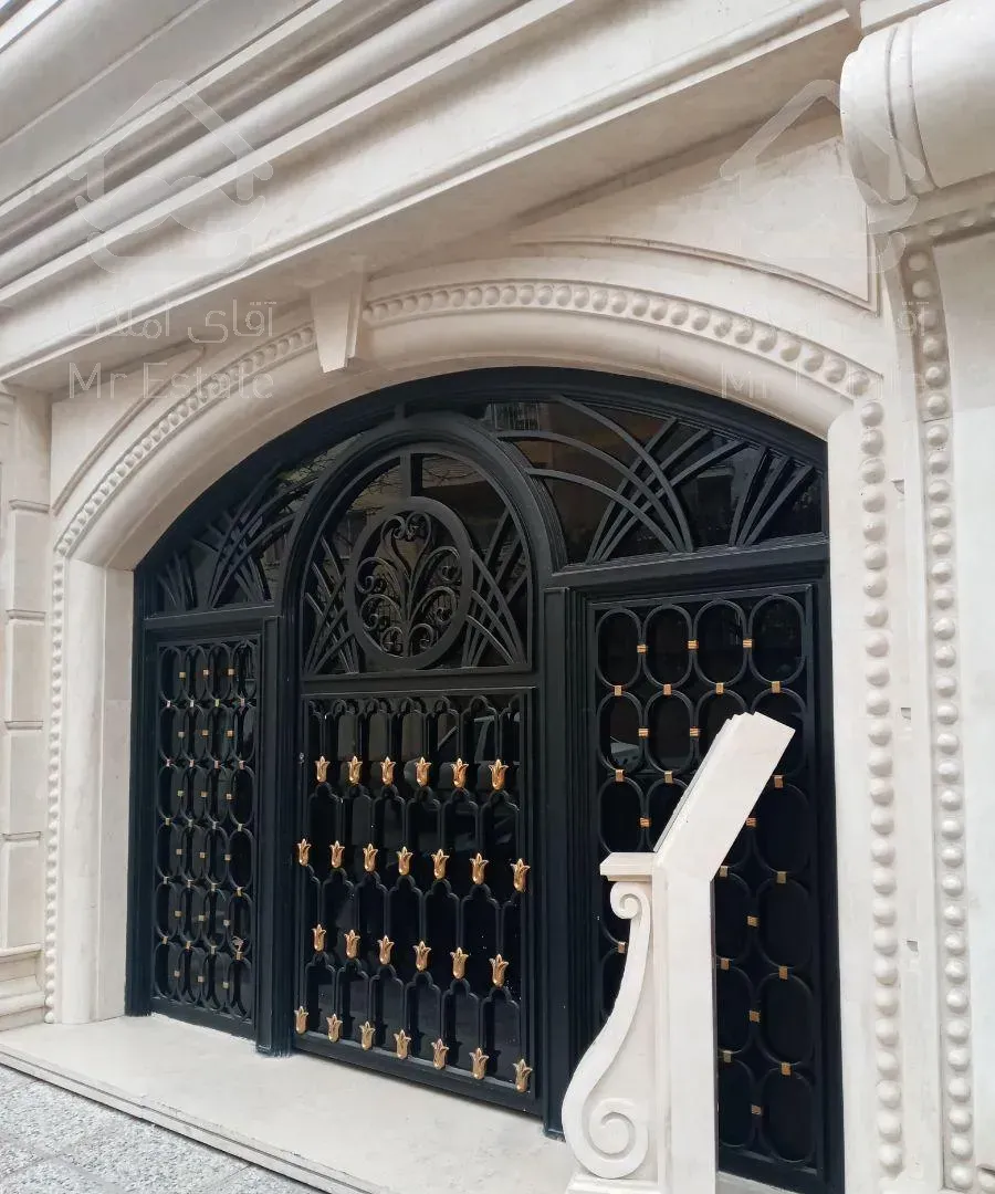 شهرآرا روبروی پارک ۹۵متر نوساز فول امکانات