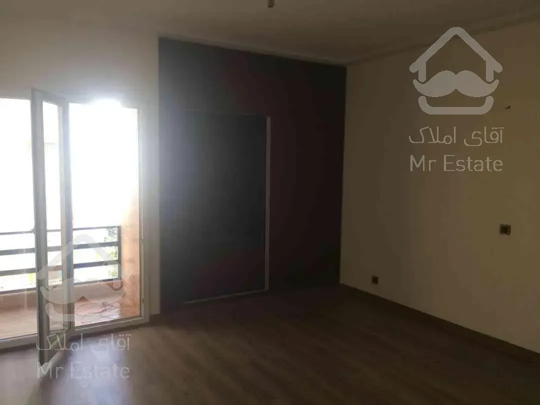 رهن و اجاره آپارتمان ۱۸۵ متری آجودانیه