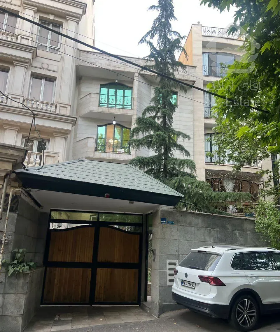 نیاوران ۱۱۰ متر دو خواب