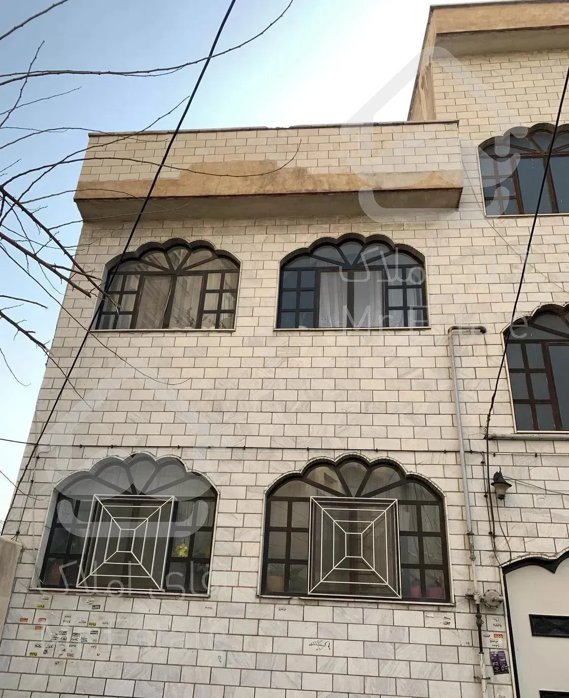 درکه ۱۴۰ متر ۲ خوابه کلا ۴واحد ۵۰۰ متر زمین جنوبی