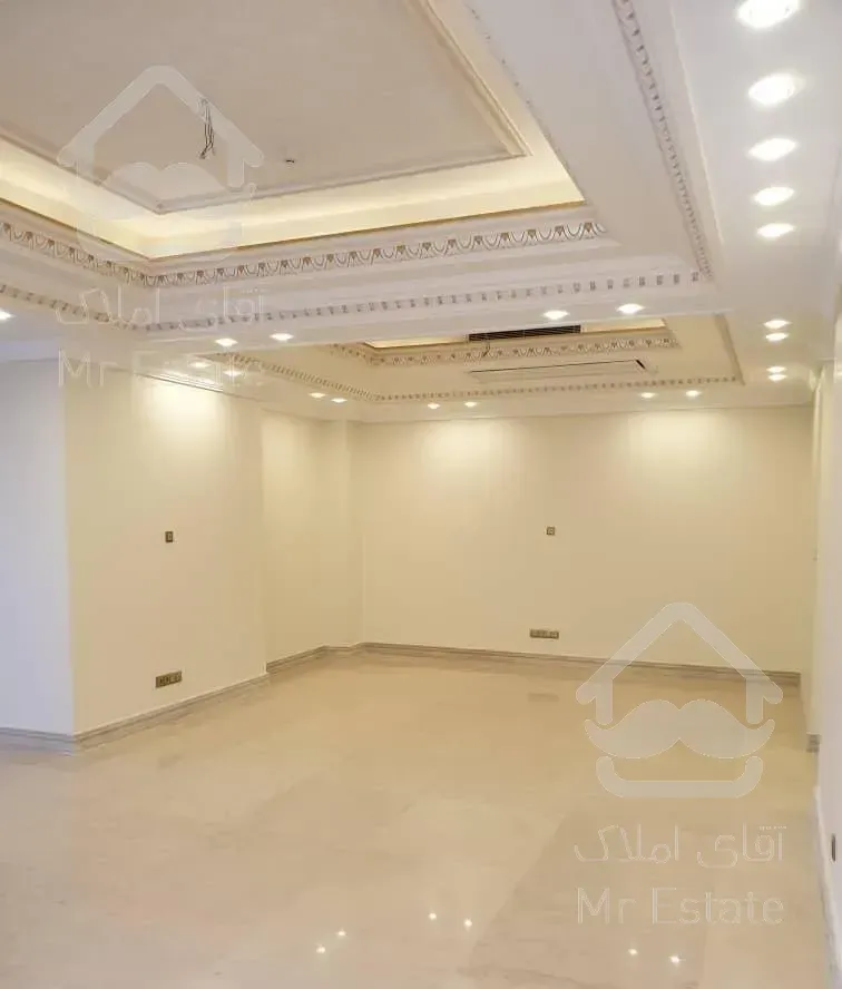 آپارتمان تک واحدی ٢٨١ متری پاسداران