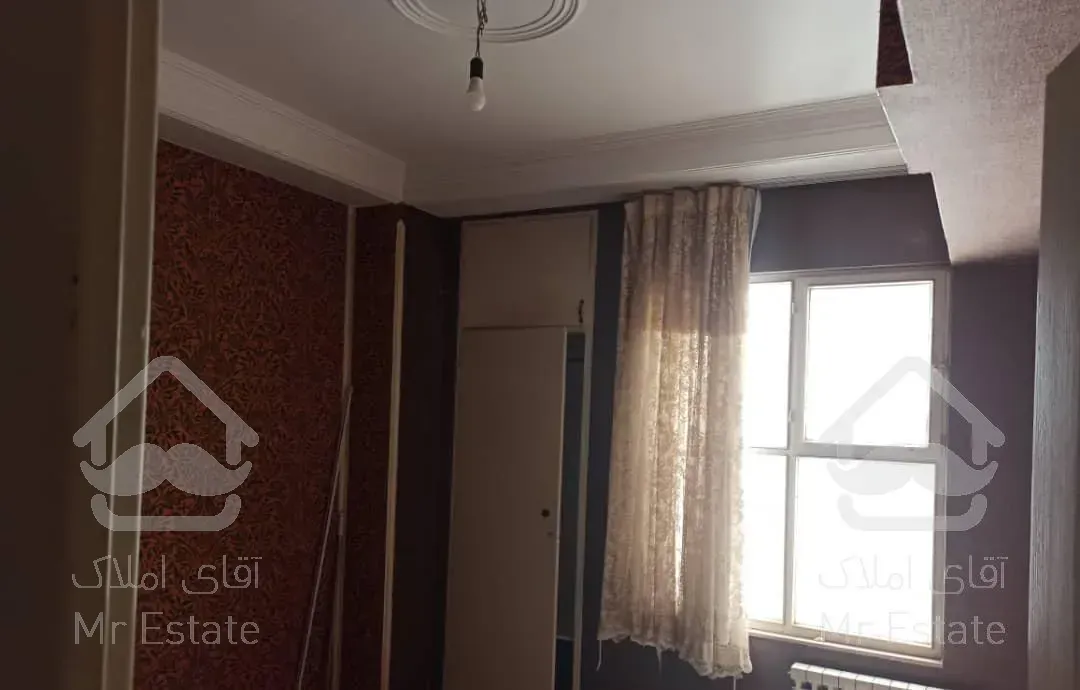 درختی 80متری با پارکینگ اختصاصی