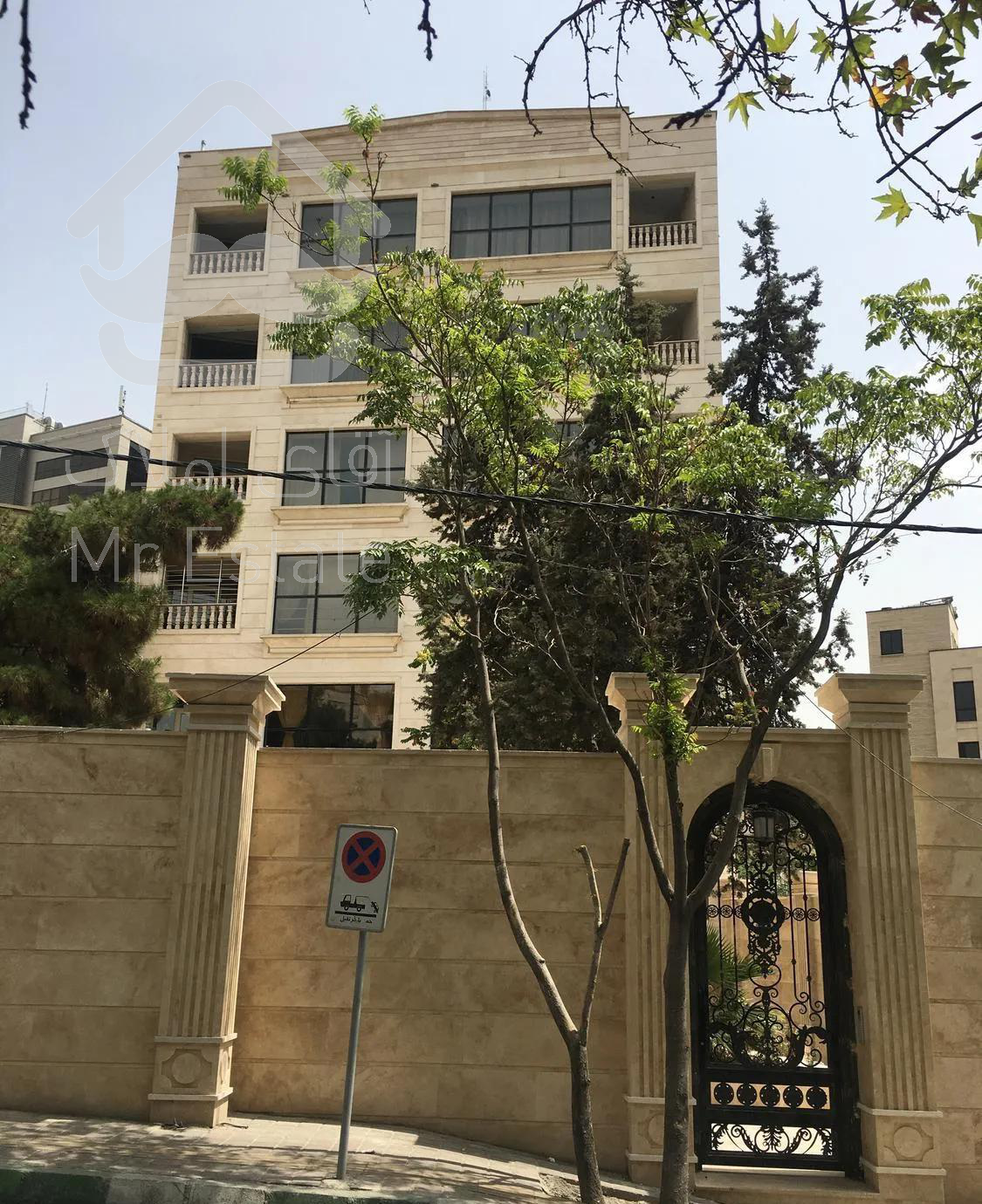 آپارتمان ۱۷۰متر ۳خوابه محمودیه