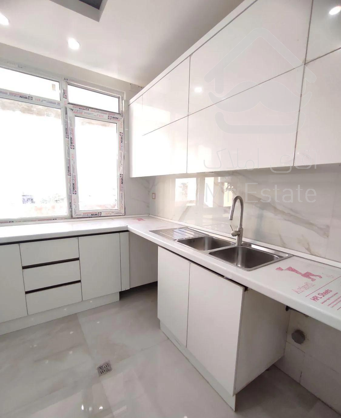 97 متر 2پارکینگ نوساز سهروردی شمالی اندیشه