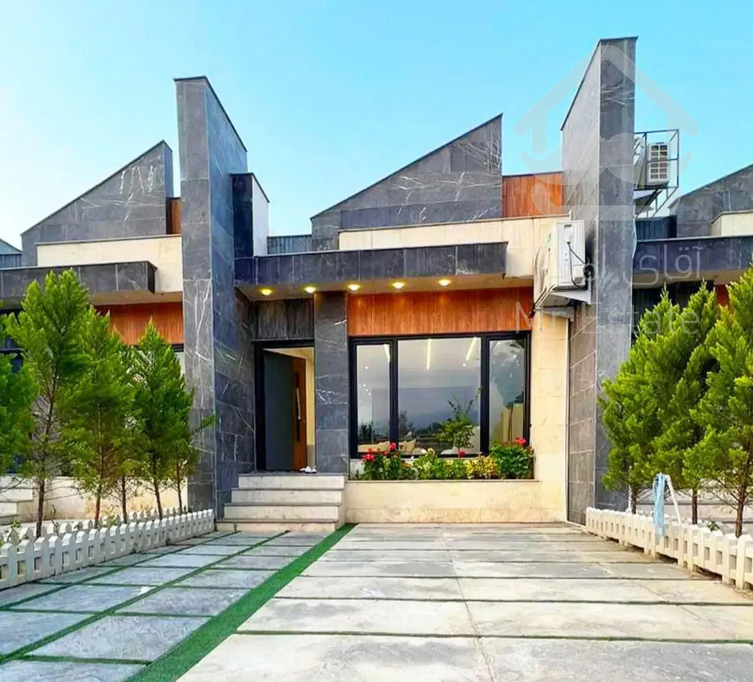 فلت مینیمال مبله *تاپ لوکیشن منطقه * دید ابدی