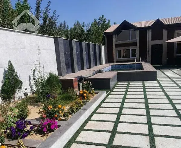 ویلا ۵۰۰متری