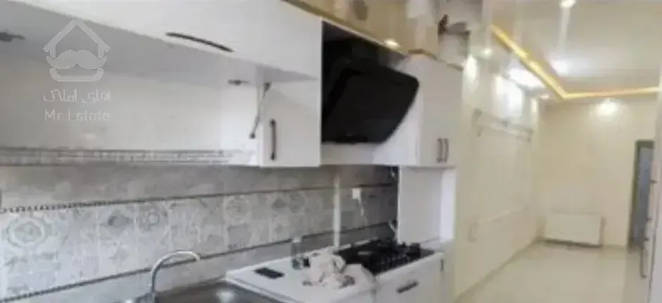 فروشی خ مدرس- دانشگاه-شاندیز