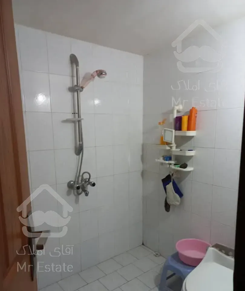 اپارتمان ۱۳۰ متری ملک شهر