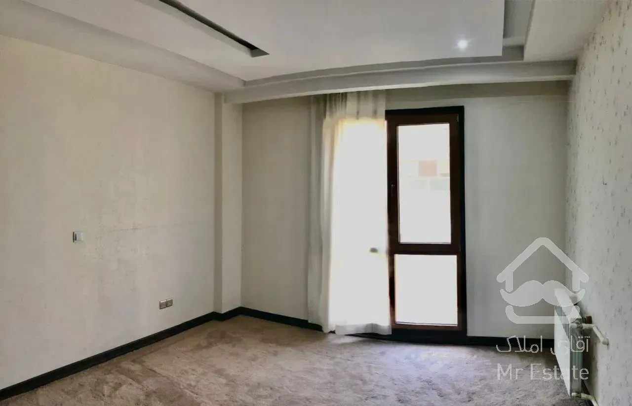 ۱۴۵متر۳خواب،نفت،۲پارکینگ سندی