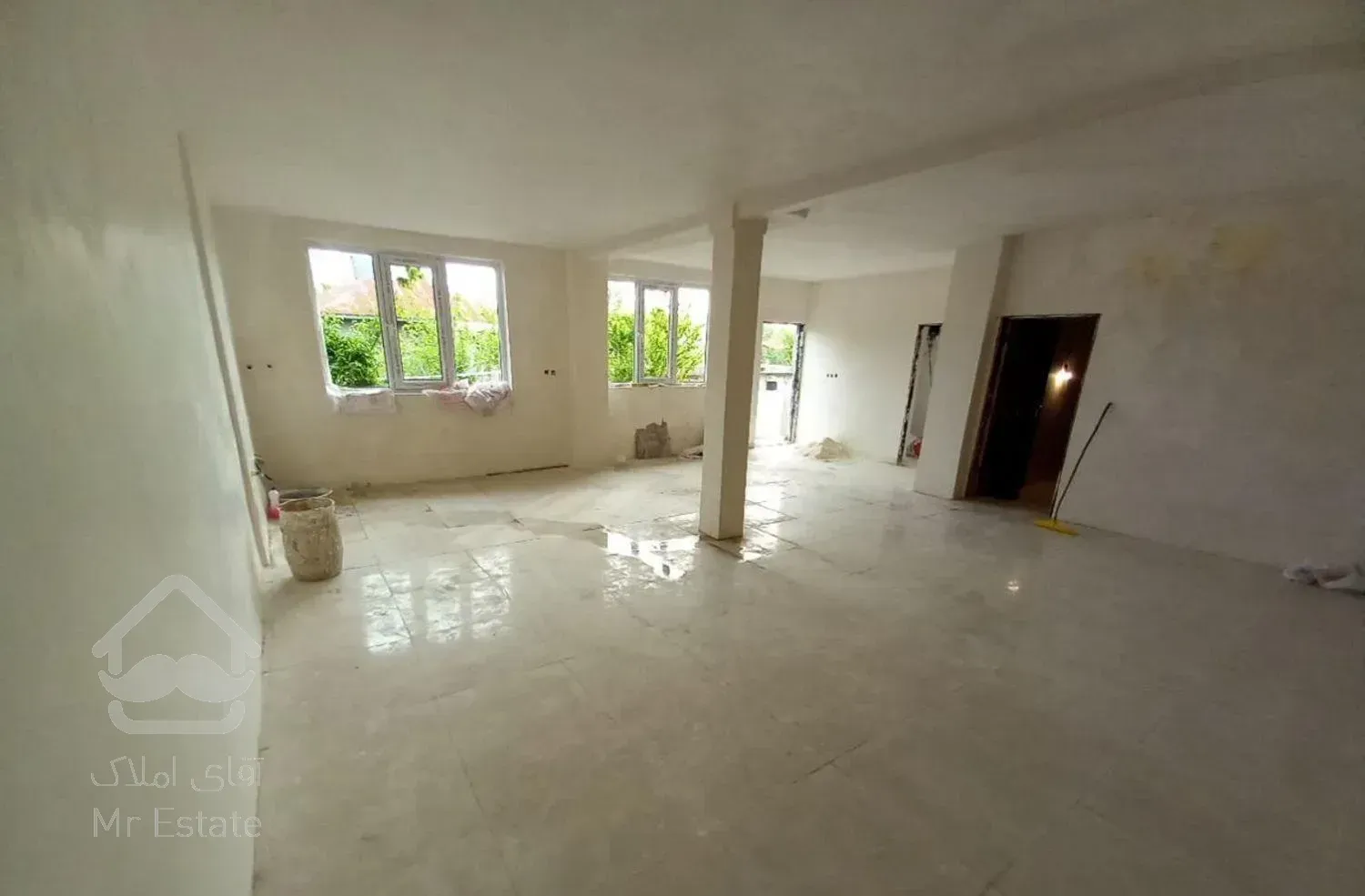 فروش خانه ویلایی ۳۲۰ متری ۲ خوابه