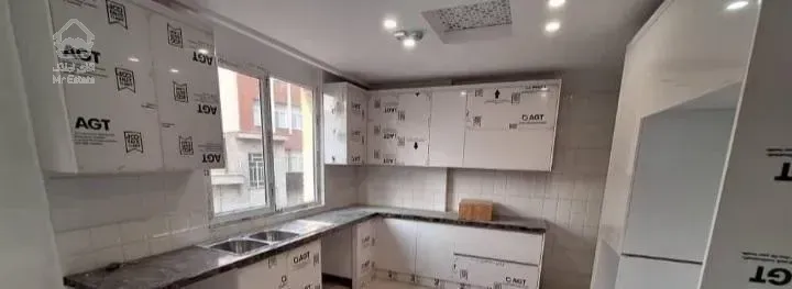 آپارتمان ۱۳۰متری ۳خوابه.مسکن هجرانی