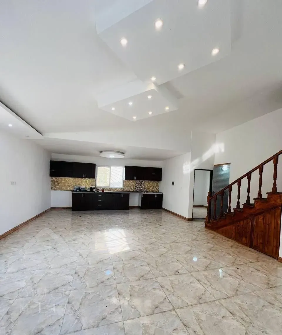 ویلا 240متری منطقه برند جنگلی شهرکی با نگهبانی