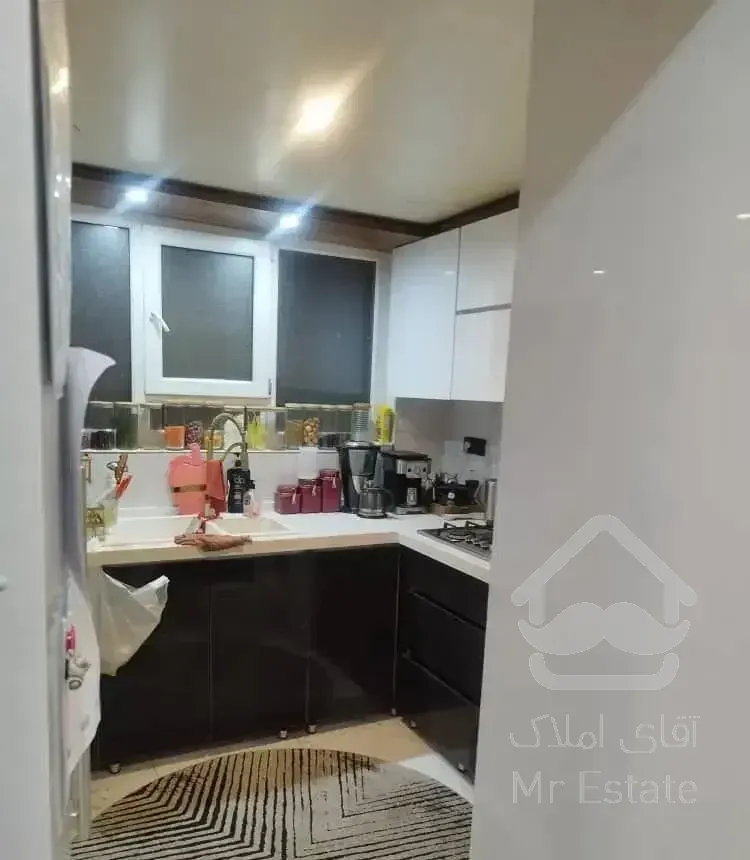 ۱۳۰ متر ۳ خواب(کوی نویسندگان)