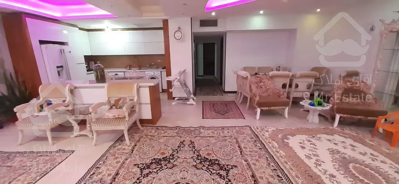 اپارتمان۱۵۰متری ۳خواب، قابل تبدیل، فول امکانات، خوش نقش،لوکیشن عالی