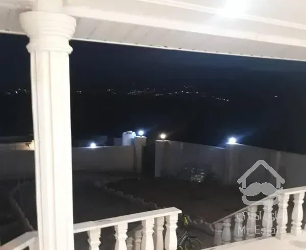 ویلا باغ ۶۰۰متری زیر بنا ۱۵۰متری