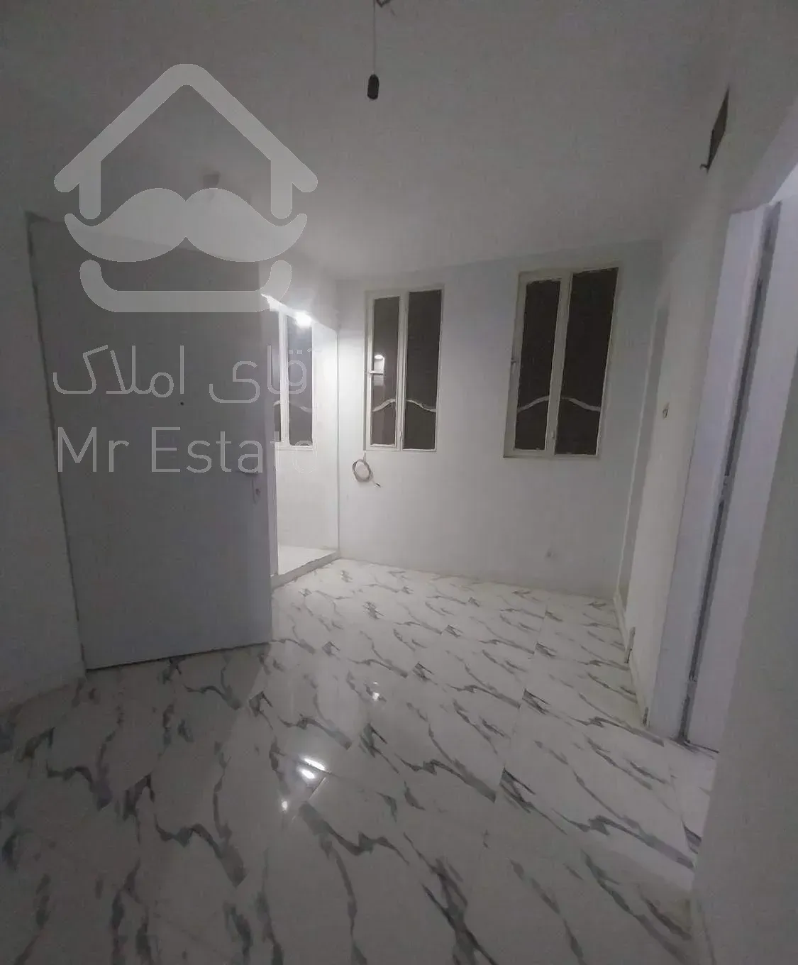 واحد۴۰ متری نزدیک مترو کمیل