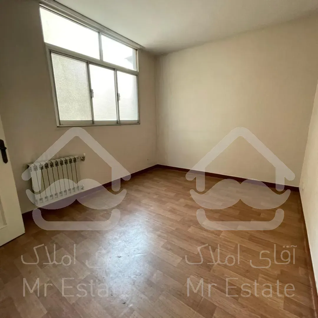 آپارتمان ۸۰ متری ۲ خواب،خوش نقش،لوکیشن عالی، پارکینگ دار